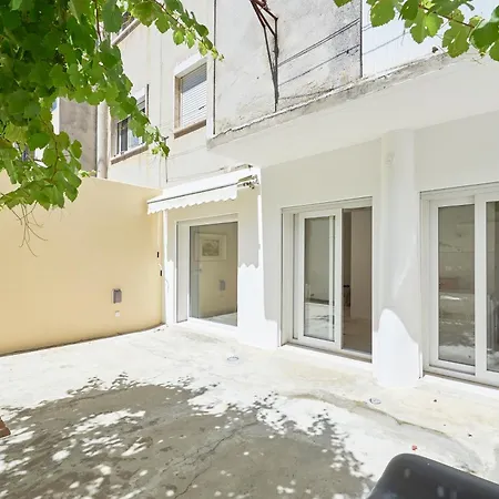 With Patio, 5 Minutes To Railway Station
